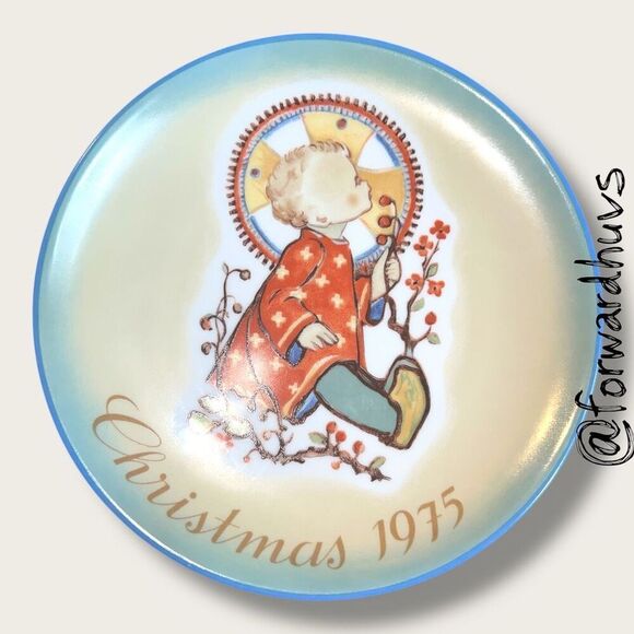 1975 Schmid “Christmas Child” Plate – Sister Berta Hummel – No Box - Picture 3 of 7